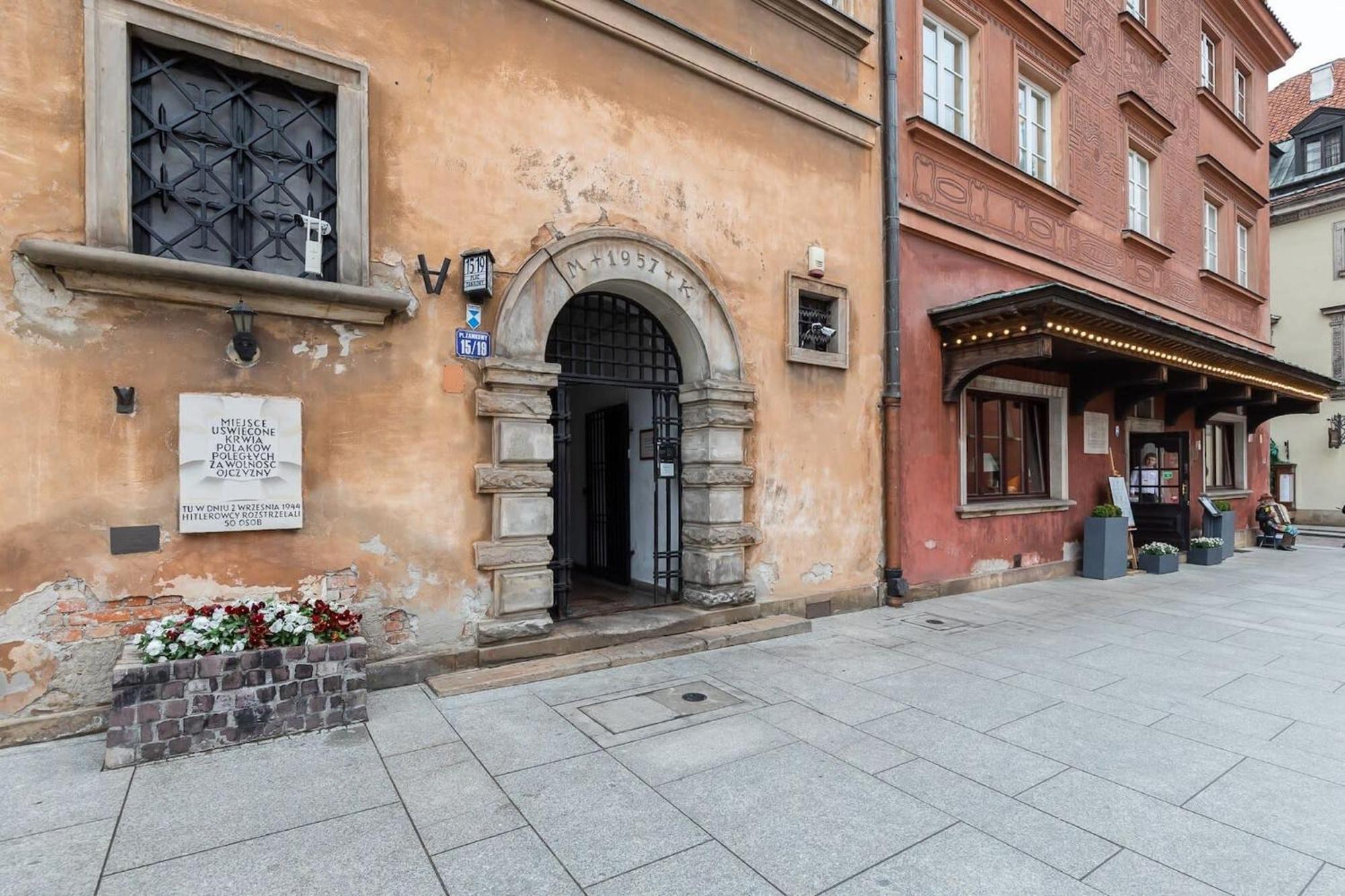 Plac Zamkowy - Apartment With City View By Noclegi Renters Warsaw Exterior photo